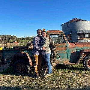 Meet your Posher, Joy